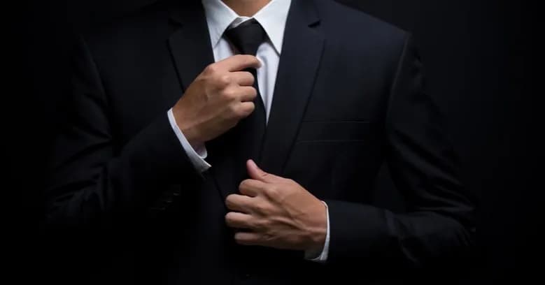 Jaki krawat do czarnego garnituru na wesele, aby wyglądać stylowo? Jaki krawat do czarnego garnituru na wesele, aby wyglądać stylowo?